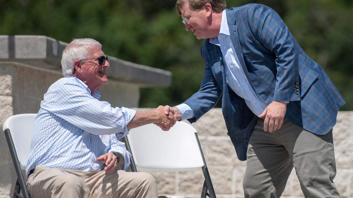 U.S. Sen. Roger Wicker, left, and Gov. Tate Reeves shake hands after an event on the anniversary of Hurricane Katrina at Fort Maurepas Park in Ocean Springs on Monday, Aug. 29, 2022.
