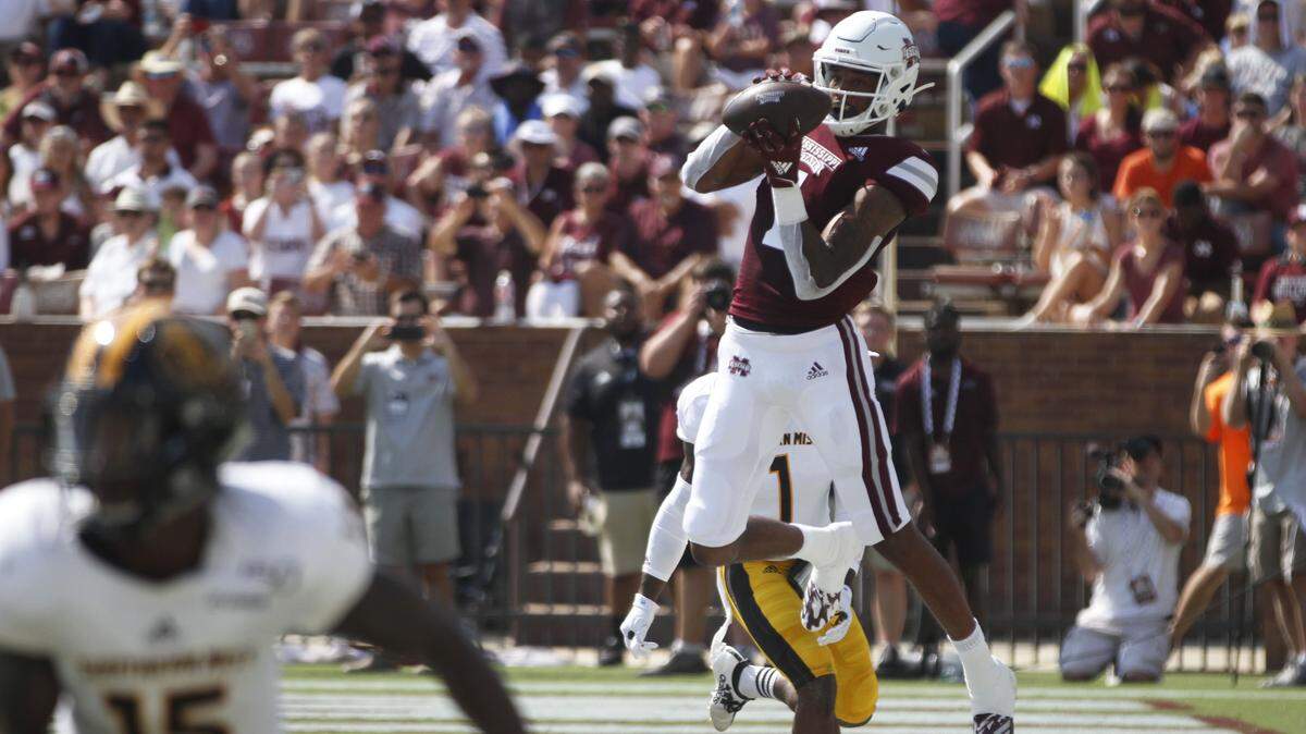 Stephen Guidry grabs an 11-yard touchdown pass to put Mississippi State up 14-0 against Southern Miss Sept. 7, 2019.