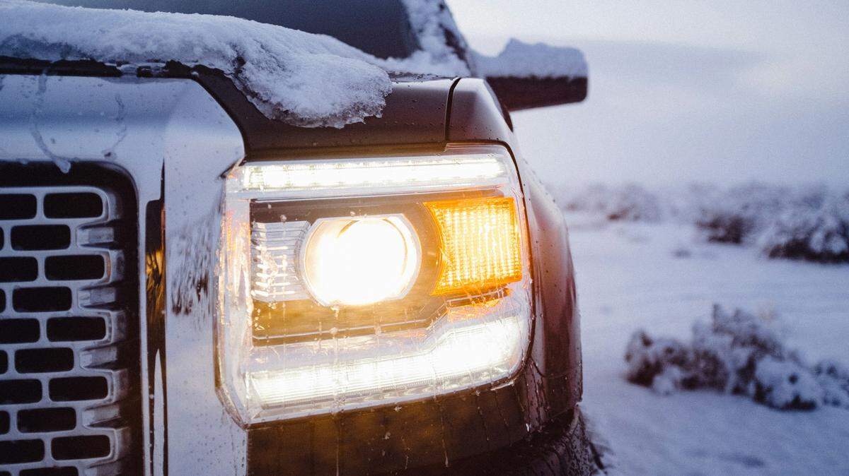 Know what to do if you see black ice on the roads this winter in Mississippi.