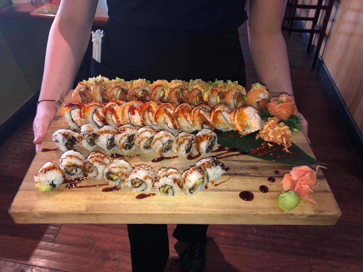 Sushilicious & Thai offers a plethora of sushi and sashimi.