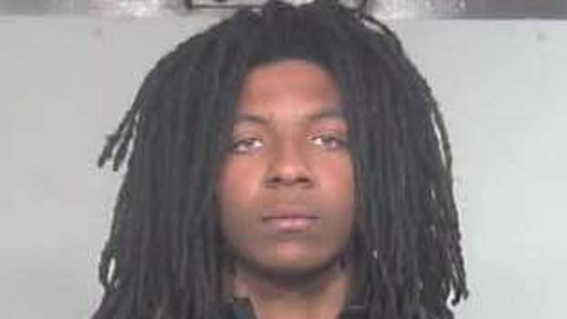 Police warn public about ‘armed and dangerous’ teen on the loose in South MS