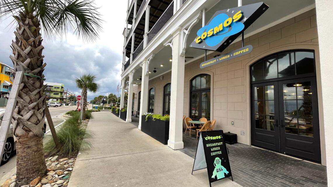 South MS business pays for discriminating against pregnant waitress, EEOC says