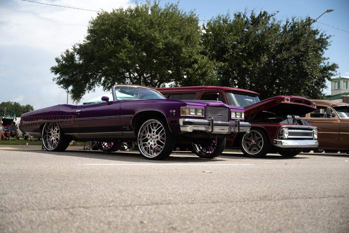 Cars are parked along Main Street during Cruisin’ The River City in Moss Point on Tuesday, Oct. 7, 2025.