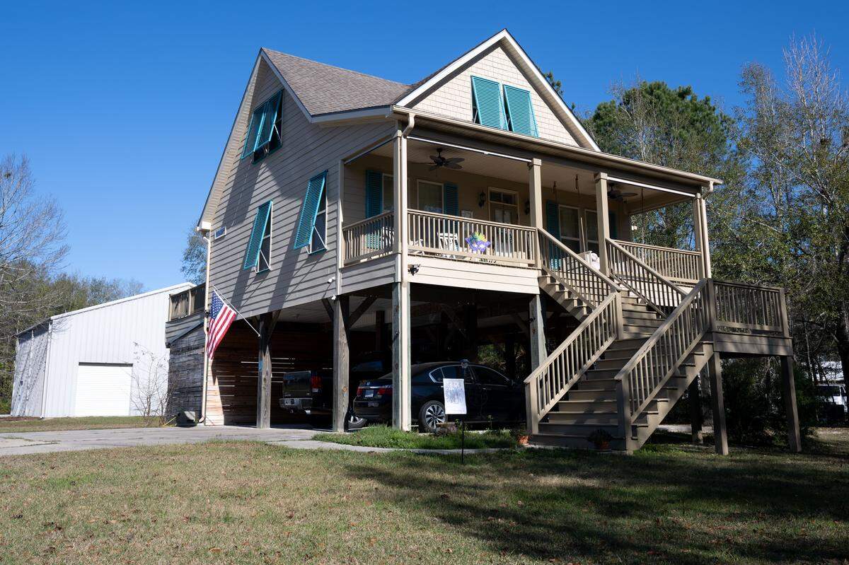 Neil and Pam Pickering’s house in Diamondhead on Friday, Jan. 16, 2026.