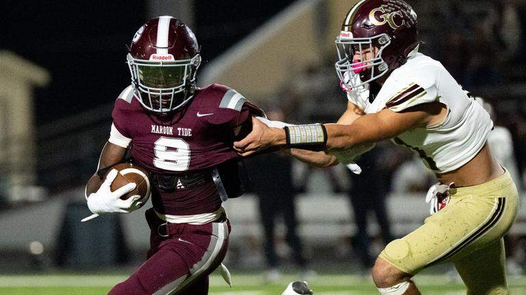 Vote for the Mississippi Coast football Athlete of the Week for Nov. 17