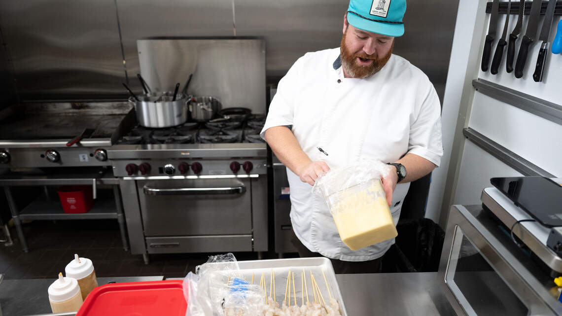 Mississippi Coast restaurants pulling out all the stops to survive fall slump