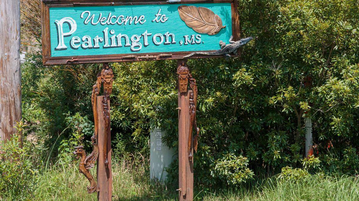 Two decades after Katrina, Pearlington remains stranded. Unlike nearby towns that were rebuilt with the help of government aid, this one — unincorporated with no form of government — never quite gained a foothold.