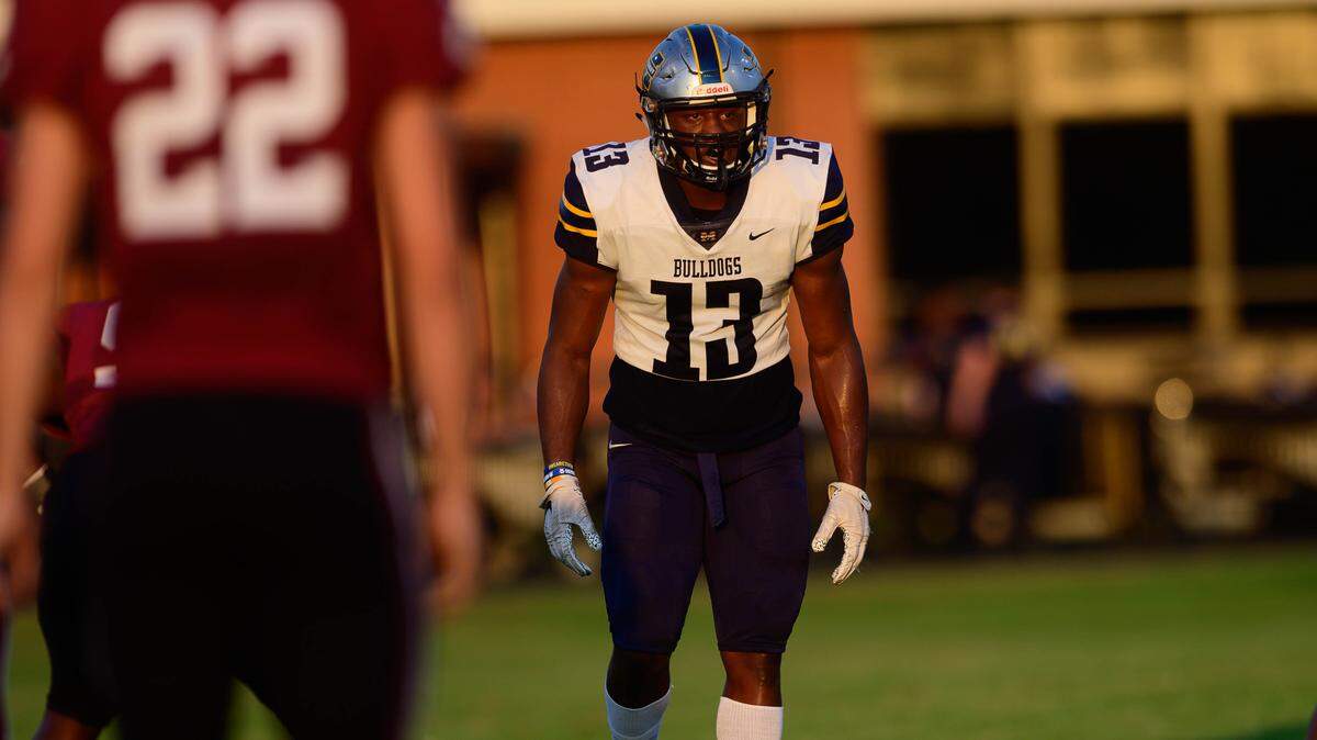 Gulf Coast linebacker Mike Smith had a 66-yard fumble recovery for a touchdown on Thursday at Holmes Community College in Goodman.