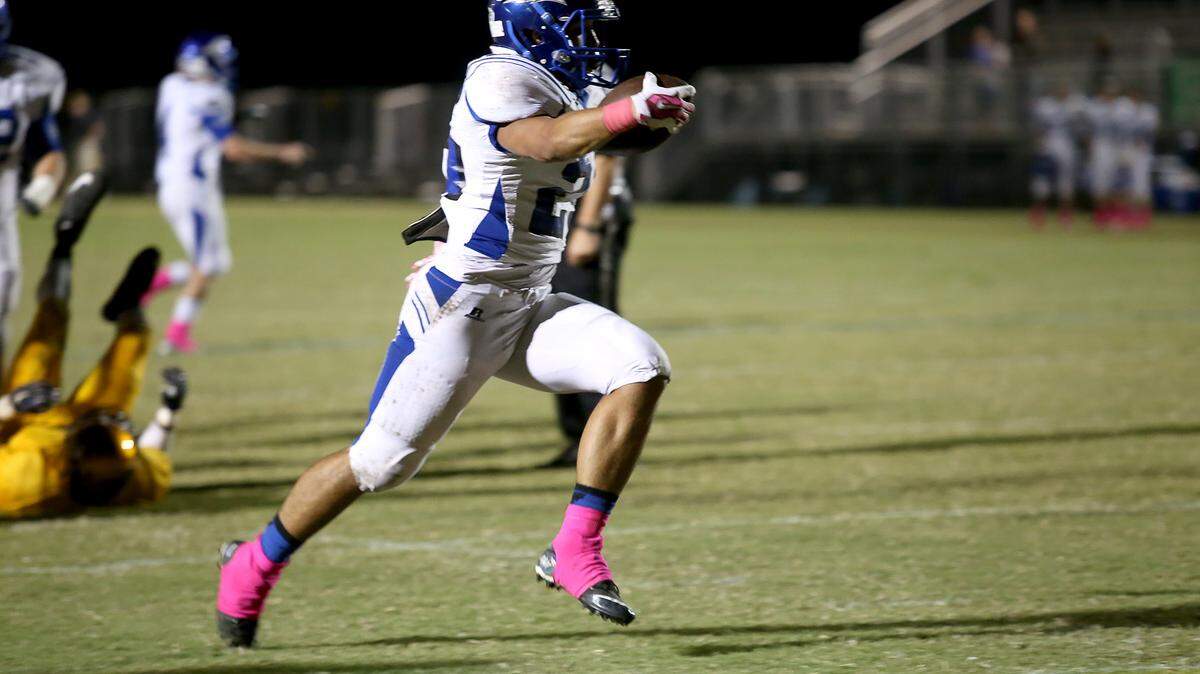 AMANDA McCOY/SUN HERALD 
 Pearl River Central running back Christian Roberts runs the ball for a touchdown against Gautier on Friday, October 10, 2015, at Gautier High.