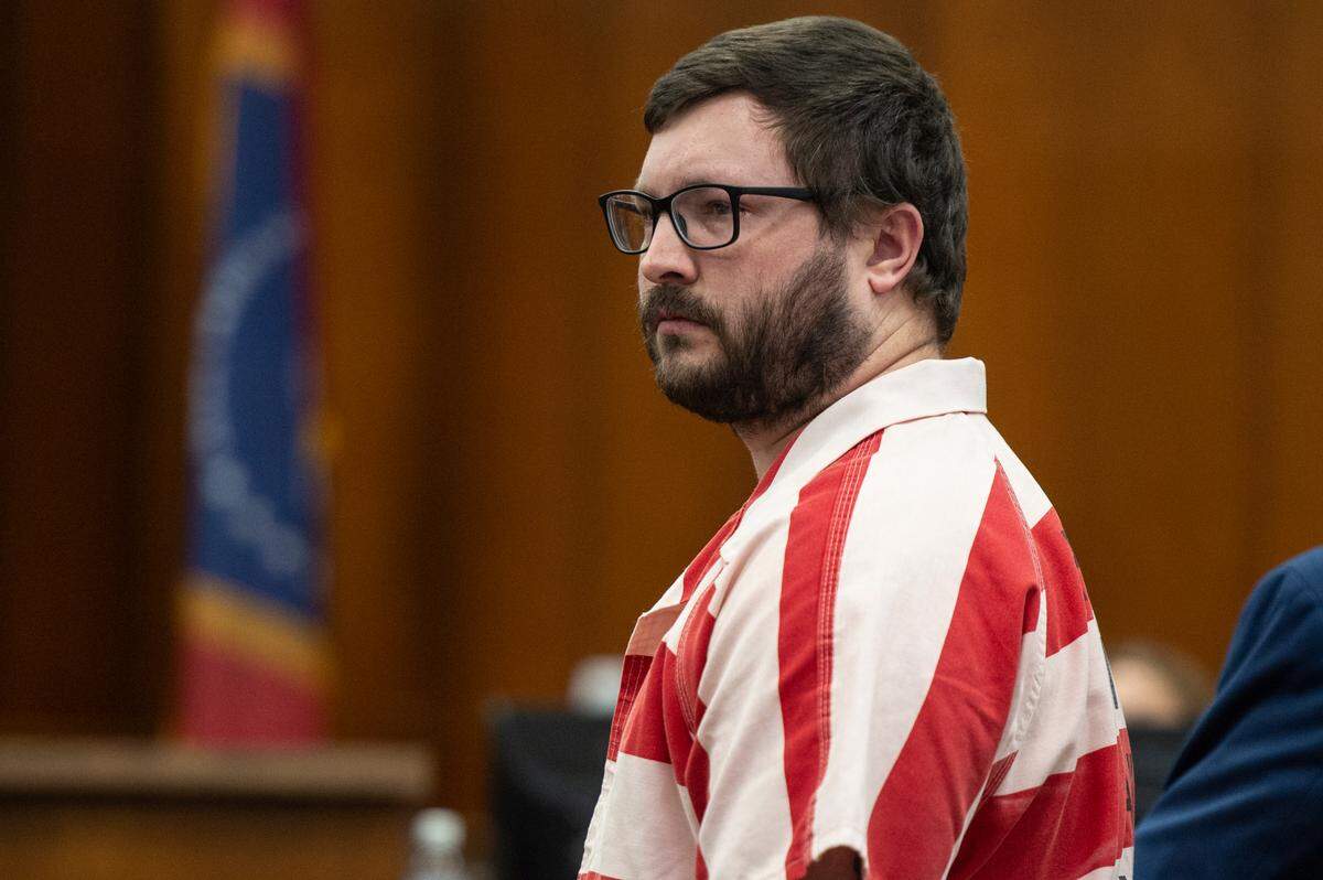 John Ross McElhenney pleads guilty to sexual battery and child exploitation in Harrison County Circuit Court in Biloxi on Tuesday, Aug. 1, 2023.
