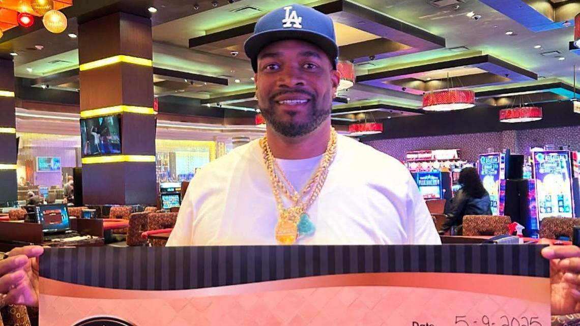 He placed a side bet and hit the biggest jackpot of the year at a Biloxi casino