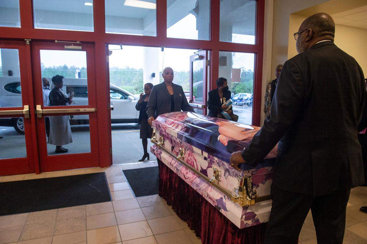 The casket of Ni’Kyra Dedeaux is brought out to the hearse following her funeral at Lyman Community Center in Gulfport on Friday, Jan. 10, 2025. Dedeaux was killed in an alleged terrorist attack on Bourbon Street in New Orleans on Jan. 1.
