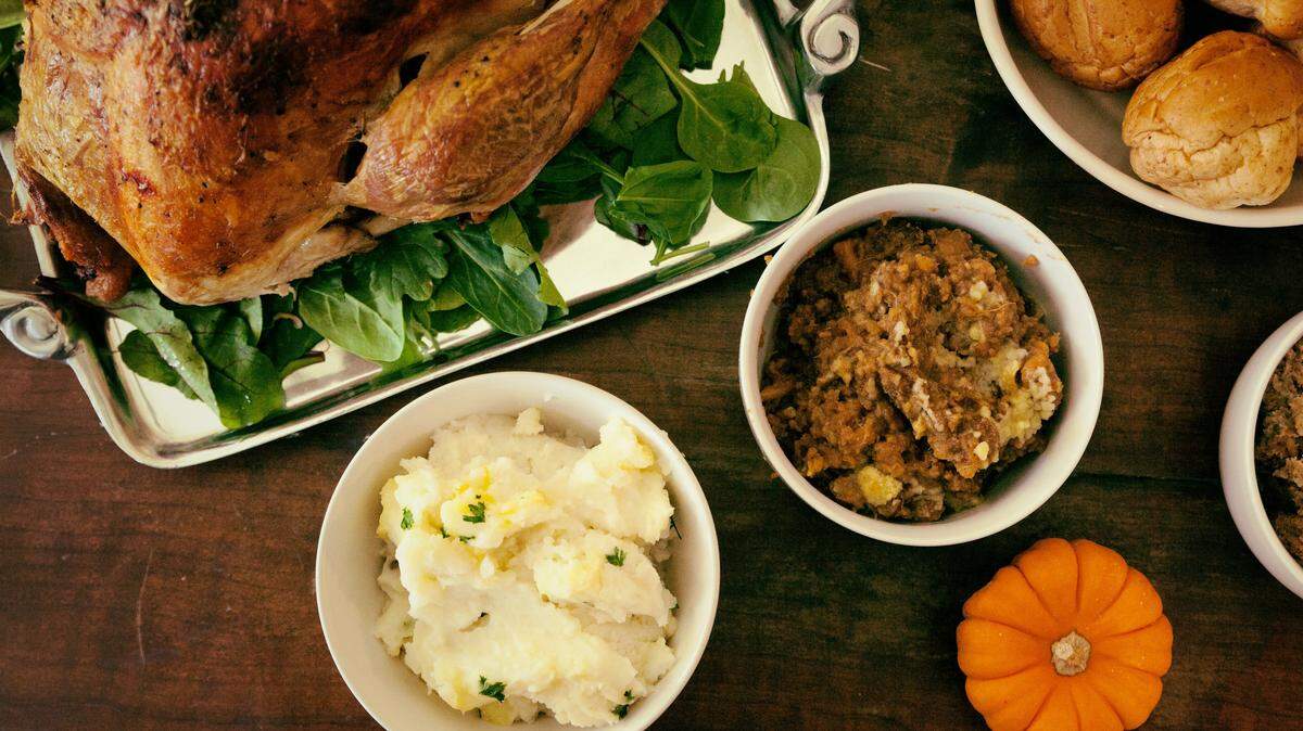 Here’s where Mississippians looking to save money on Thanksgiving hosting can find deals on ingredients for the holiday meal.