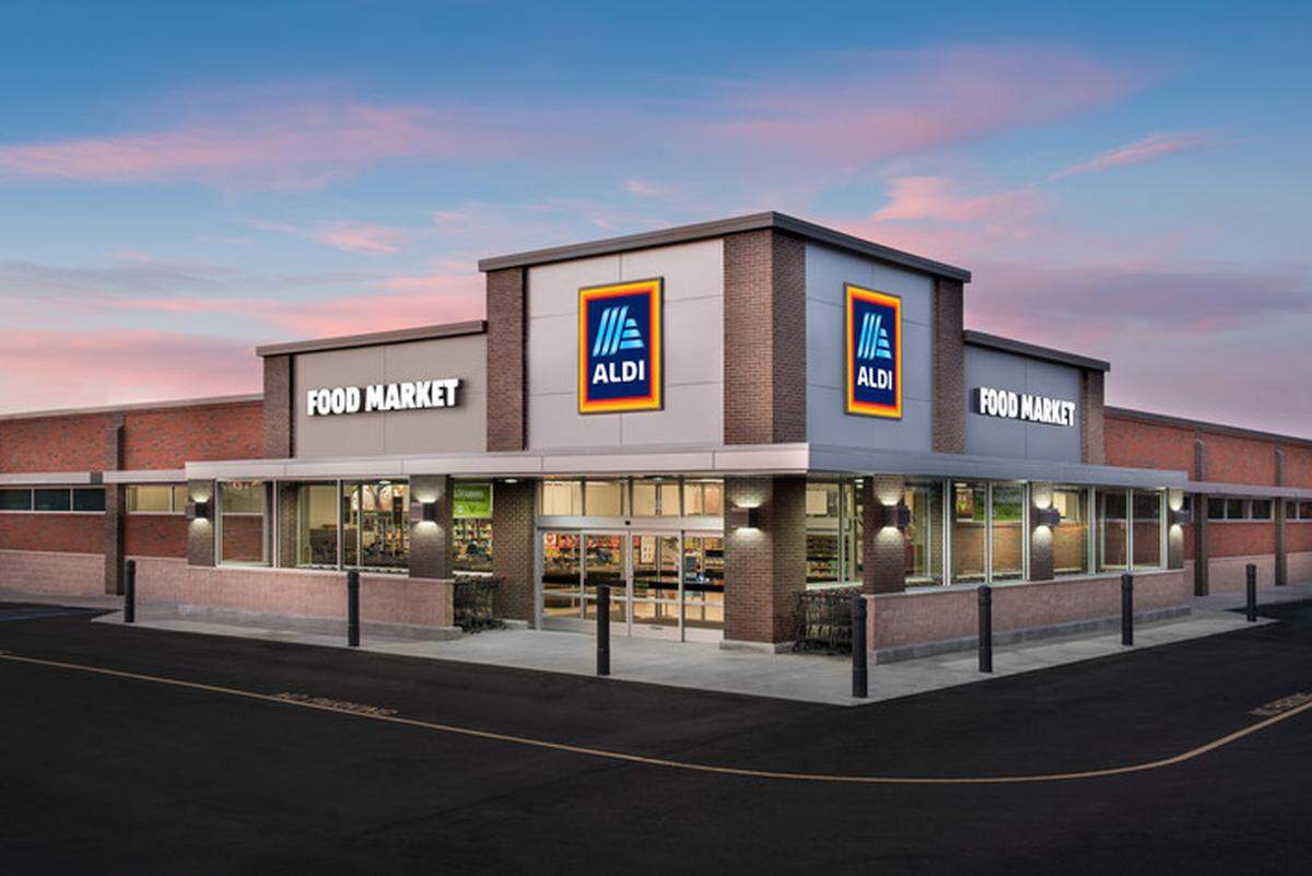 ALDI is opening three new markets in South Mississippi. The Ocean Spring and Gulfport stores will open first, followed by Long Beach.
