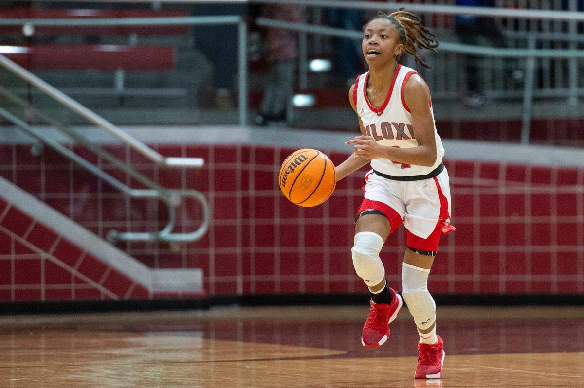 Biloxi’s Aaliyah Davison dribbles the ball down the court during a game against St. Martin at Biloxi High School in Biloxi on Tuesday, Jan. 7, 2025.