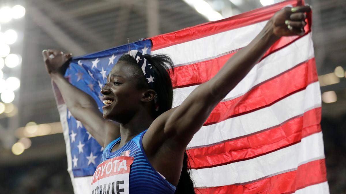 United States’ Tori Bowie celebrates after winning the gold medal in the Women’s 100m final during the World Athletics Championships in London Sunday, Aug. 6, 2017.