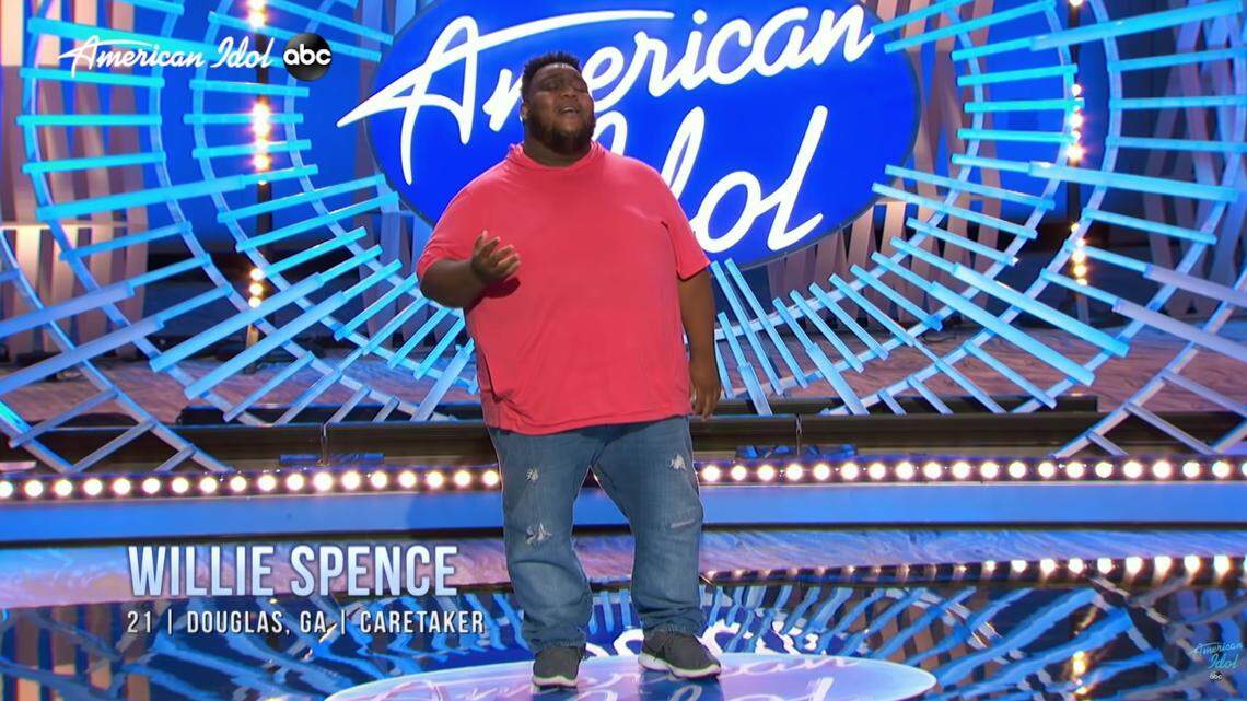 Georgia singer Willie Spence, 21, is headed to Hollywood after blowing the judges away with his audition performance on “American Idol.”