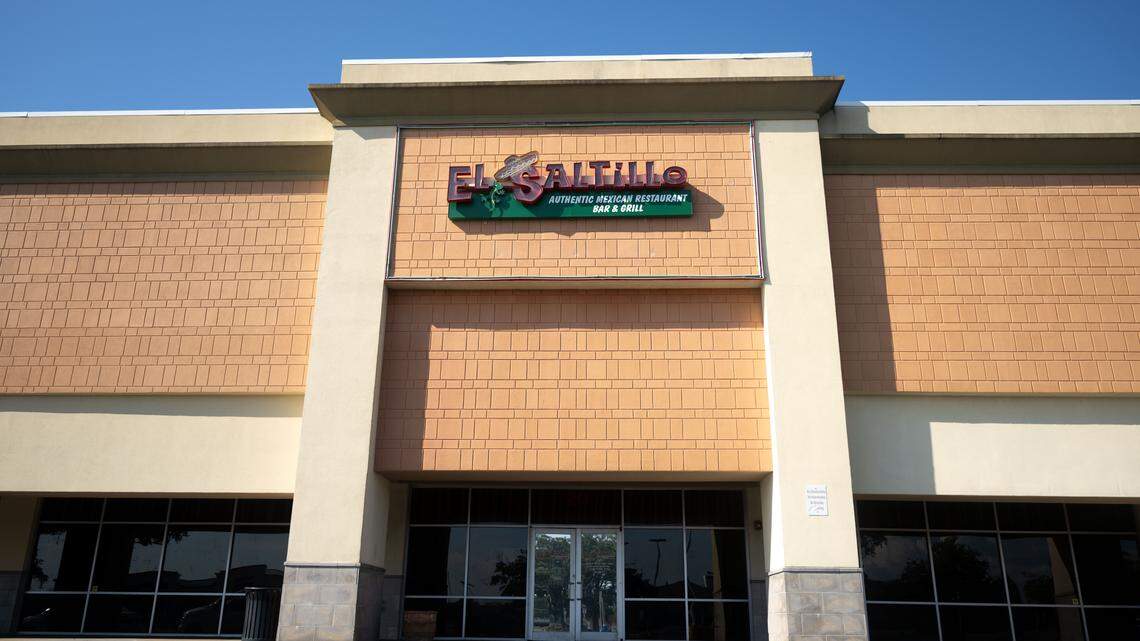 Another South Mississippi restaurant closes suddenly, despite super location