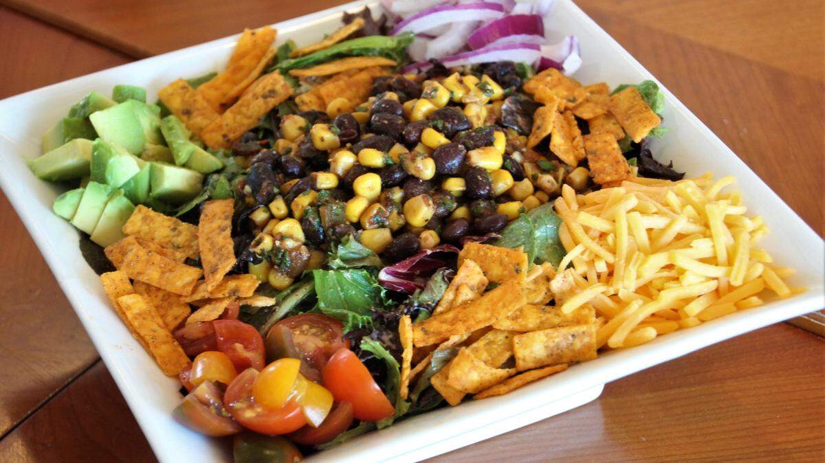 Santa Fe salad, healthy and delicious.