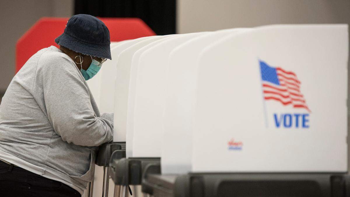 Voters cast their ballots at the D’Iberville Civic Center in D’Iberville during the Mississippi Primary Election on Tuesday, Aug. 8, 2023.