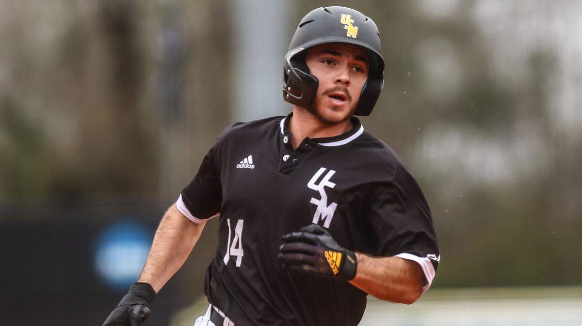 Southern Miss left fielder Gabe Montenegro rounds third in game three against Murray State Feb. 16, 2020.