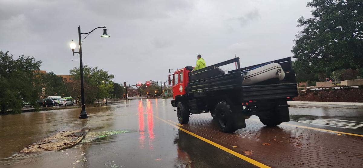 HFD and HPD helped people caught off guard by flooding streets in Hattiesburg Wednesday.
