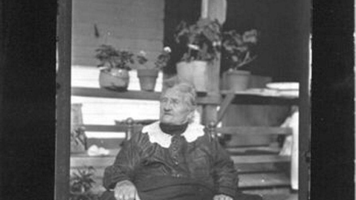 COURTESY CYNTHIA BAKER POWELLThough Harriet Aken fostered more than 21 boys, there was one little girl who stole her heart and was brought home to Deer Island.