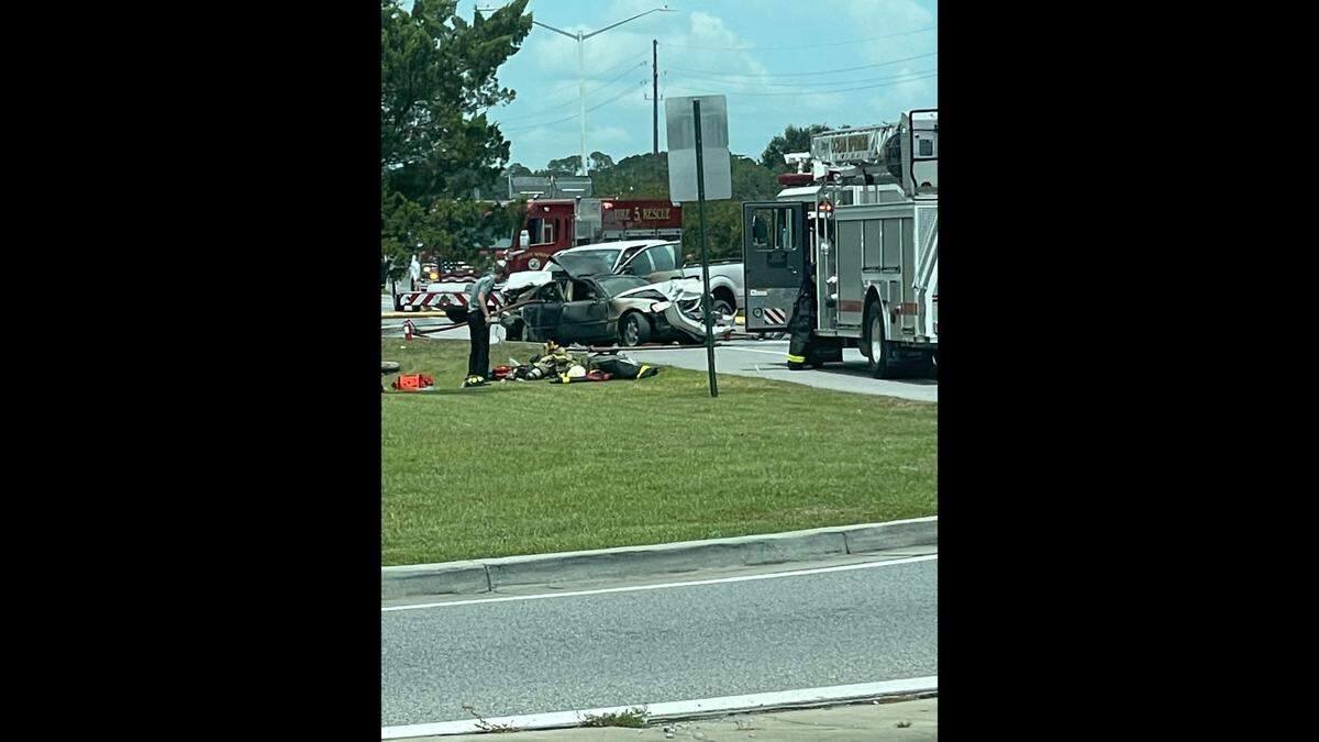 Two sisters from New Orleans were killed in a wreck on Saturday, July 9, 2022, on U.S. 90 in Ocean Springs near Rouses and Walgreens.