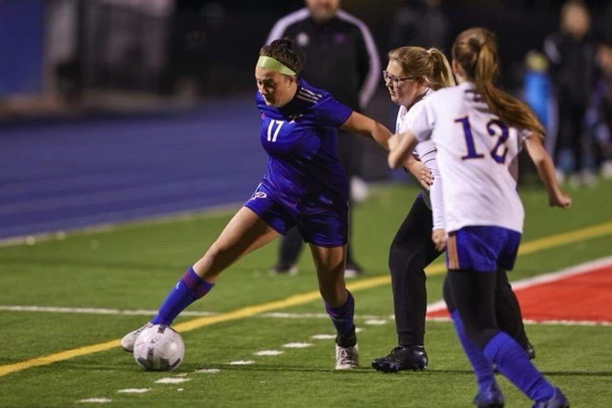 Bella Reynolds won the Fan’s Choice 2023 girl’s soccer Player of the Year honor after a stellar campaign.