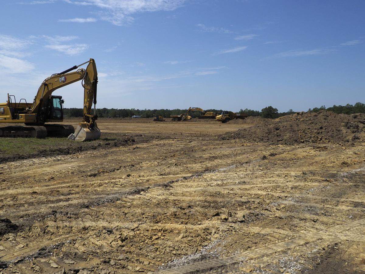 Heavy equipment is preparing the site of a massive new Buc-ee’s travel center at the Menge Avenue exit of I-10 in South Mississippi.