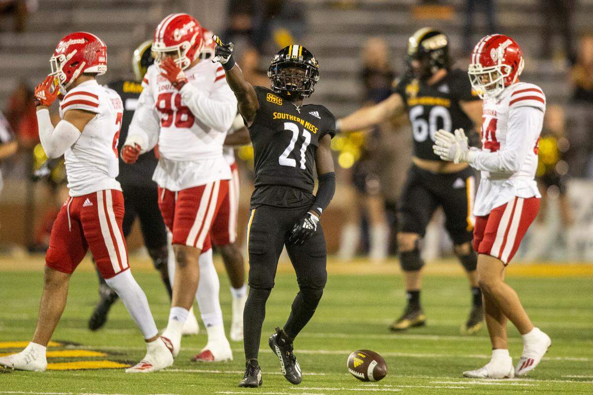 Southern Mississippi wide receiver Tiaquelin Mims (21) celebrates after a play during the second half of an NCAA college football game in Hattiesburg, Miss., Thursday, Oct. 27, 2022. (Hannah Ruhoff/The Sun Herald via AP)