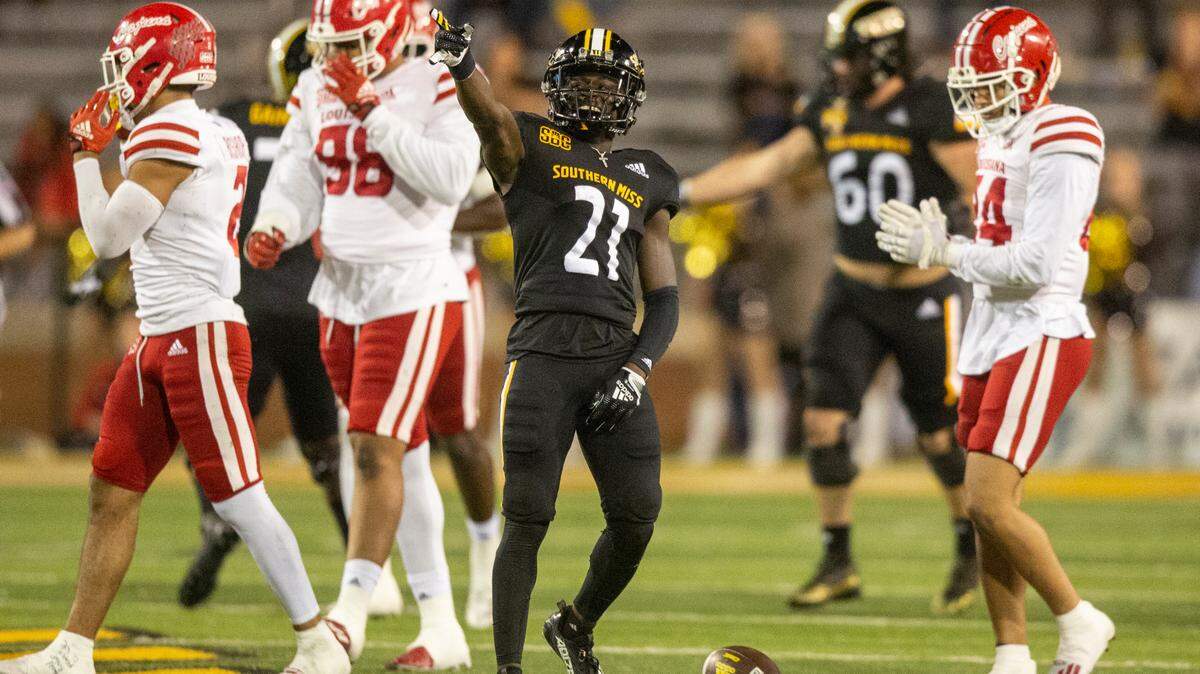 Southern Mississippi wide receiver Tiaquelin Mims (21) celebrates after a play during the second half of an NCAA college football game in Hattiesburg, Miss., Thursday, Oct. 27, 2022. (Hannah Ruhoff/The Sun Herald via AP)