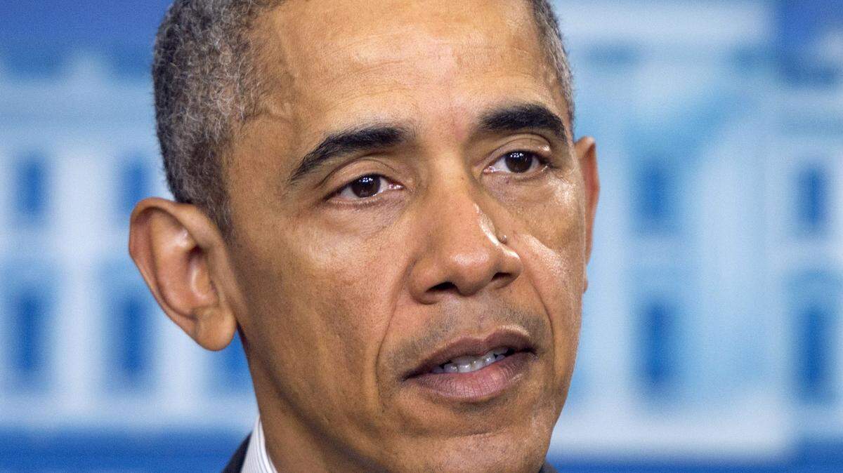 President Barack Obama speaks in the briefing room of the White House in Washington, Tuesday, April 5, 2016. "Good luck with that," the president said in response to questions about Donald Trump's proposal to try to force Mexico to pay for a border wall by targeting billions of dollars in remittances sent by immigrants living in the U.S. (AP Photo/Jacquelyn Martin)