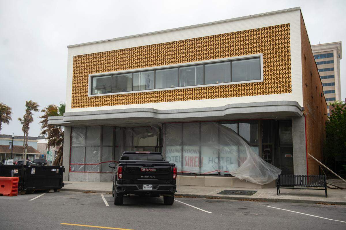 Hotel Vela is coming to downtown Gulfport is a clothing store owned by Teel and Ellis Salloum. Siren Social Club will be part of the hotel and is the newest venture from the owners of White Pillars restaurant in Biloxi.