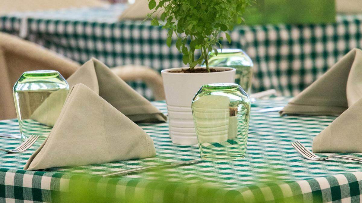 Three Mississippi neighborhoods ranked among the best in the U.S. for outdoor dining.