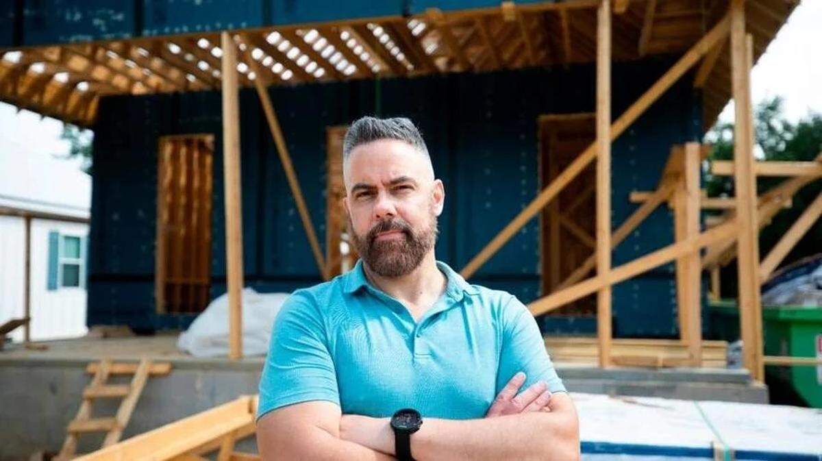 Josh Morgerman, a worldwide storm chaser who travels to the eye of hurricanes, built a home in Old Town Bay St. Louis. The shotgun-style house has a New Orleans feel and is built to withstand hurricane-force winds.