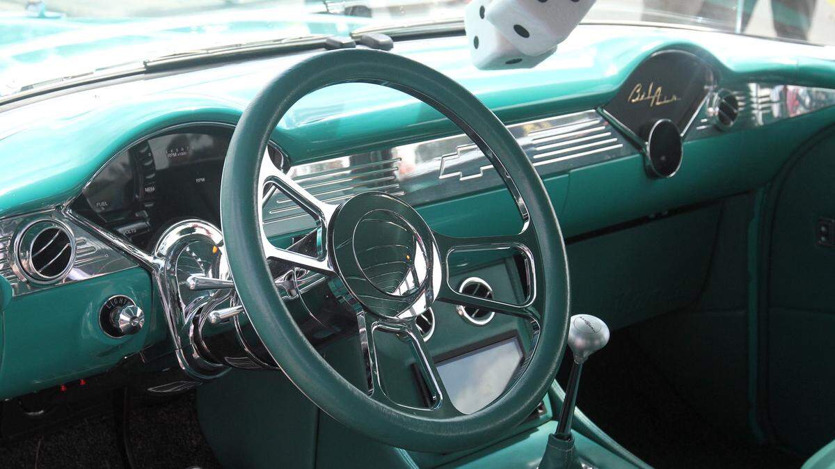 JOHN FITZHUGH/SUN HERALD 
 Interior dash, 1956 Chevrolet Bel Air Nomad owned by Dale and Teena Maddox of Sachse, Tx.