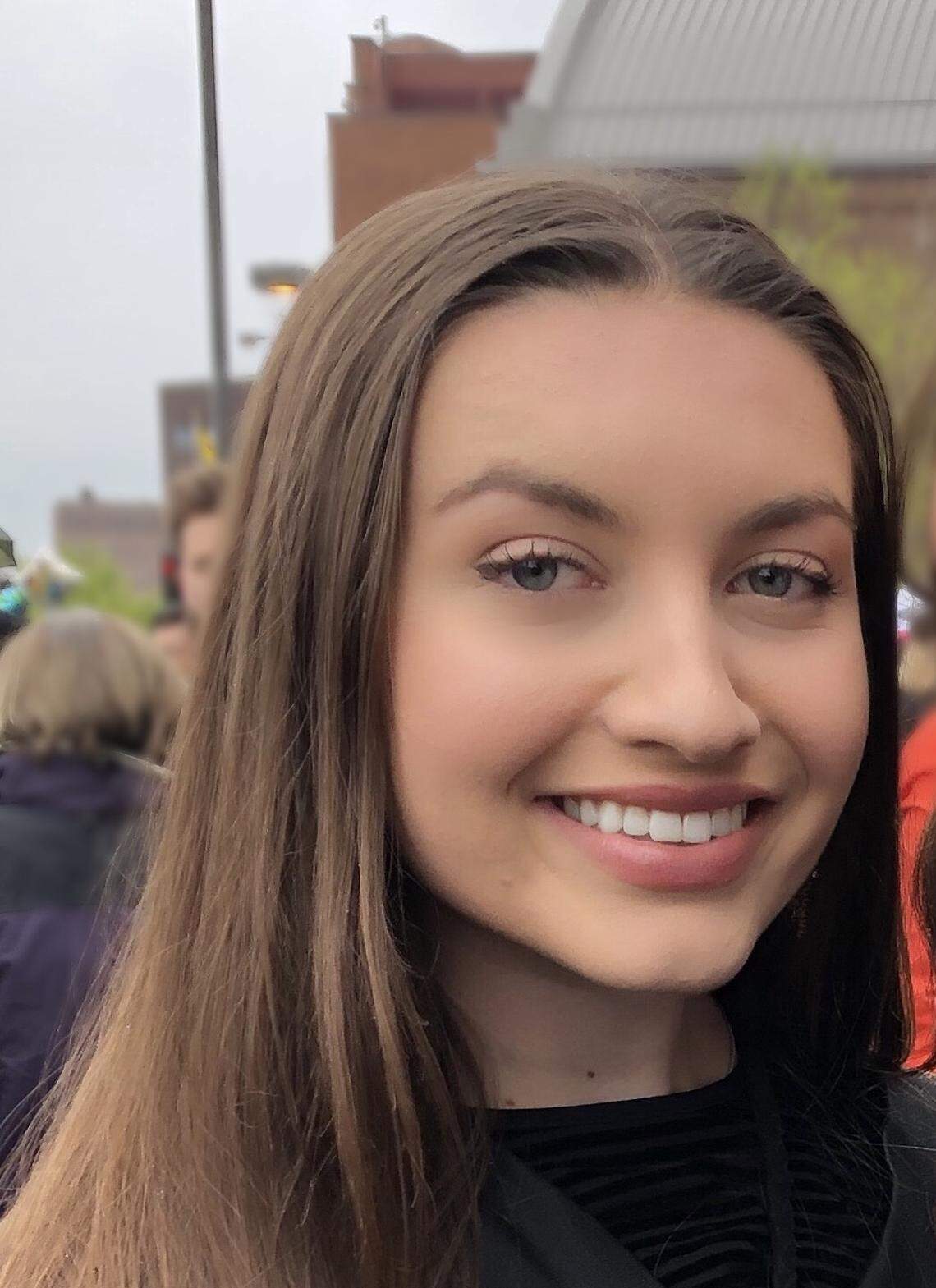 Profile Image of Isabella Murray