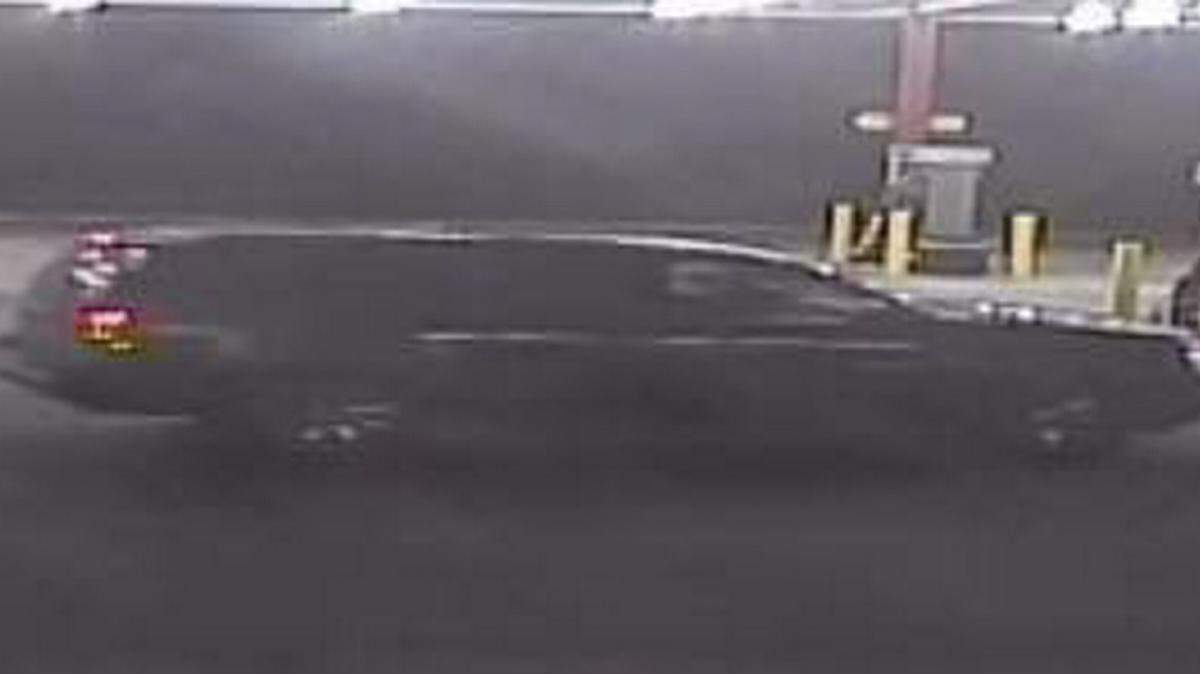GULFPORT POLICE DEPARTMENT 
 Police say a man in this vehicle fired shots that shattered the windows of a Kangaroo store on U.S. 49 in Lyman early Friday.