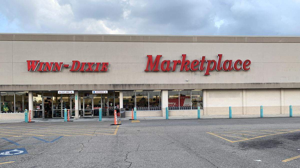 The Winn-Dixie supermarket in D’Iberville will close in late August to be transformed into an ALDI grocery store.