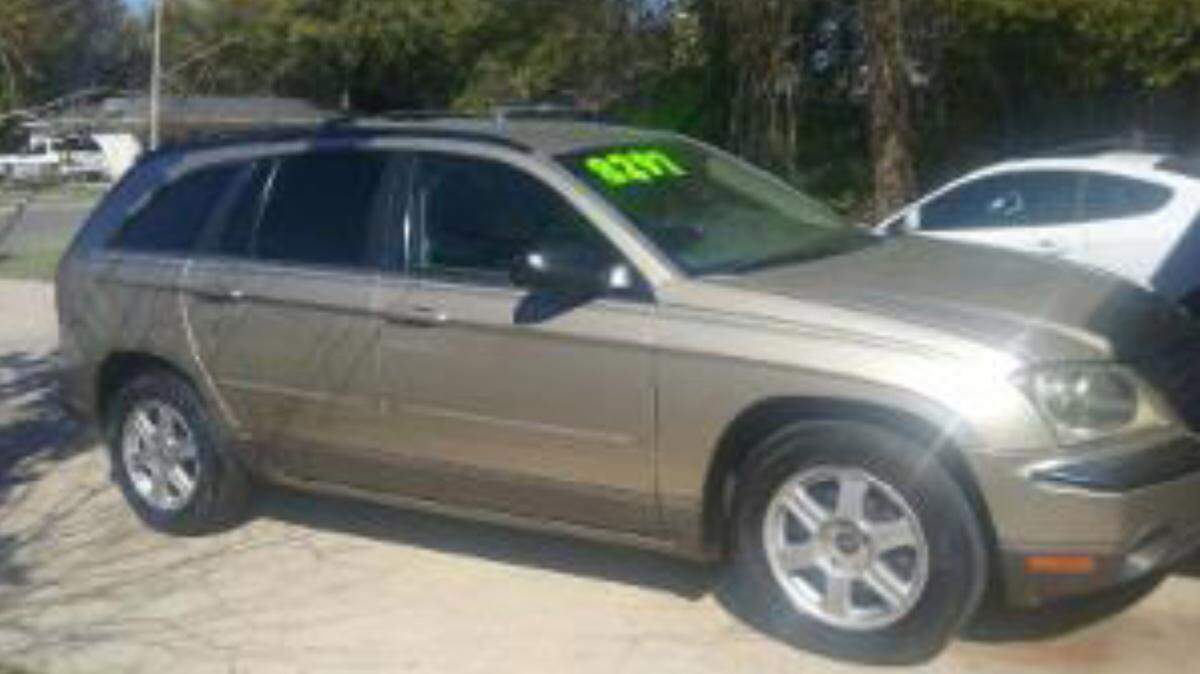 Sheriff's deputies are searching for this vehicle in connection with a homicide in the St. Andrews neighborhood Tuesday morning. The vehicle is a 2004 Chrysler Pacifica with Mississippi license plate HJV 942. If you see it, contact the department at 769-3063 or Crime Stoppers at 1-877-787-5898.