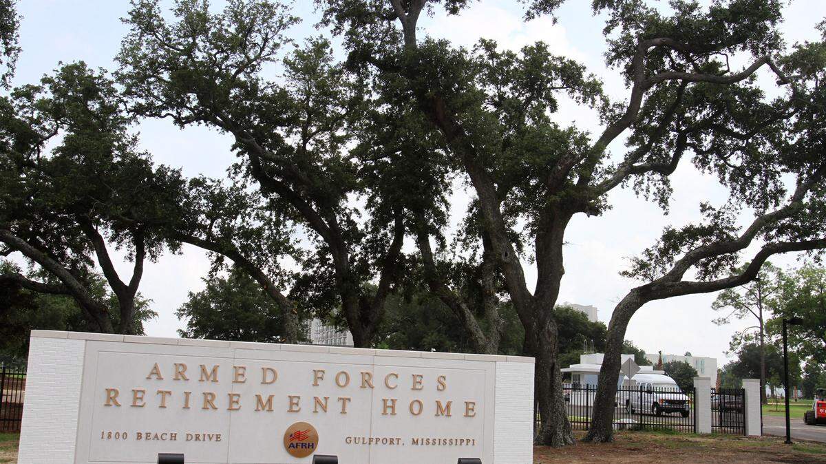 JOHN FITZHUGH/SUN HERALD 
 Construction on the new Armed Forces Retirement Home in Gulfport is almost complete after the previous complex was damaged by Hurricane Katrina and demolished.