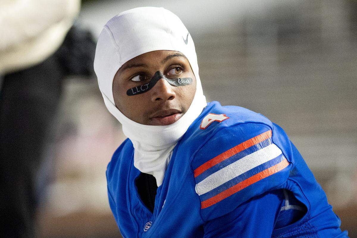 Gulfport wide receiver Javious Hales hauled in a 17-yard reception on the Admirals’ title-winning drive.