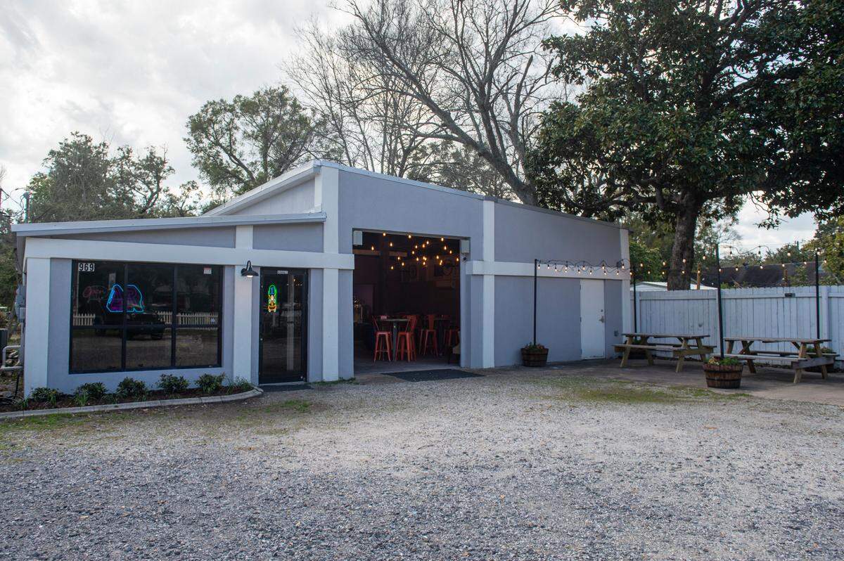 Altered Reality Brewing is opening on West Howard Avenue in Biloxi in March and will have indoor and outdoor spaces for sipping and games.
