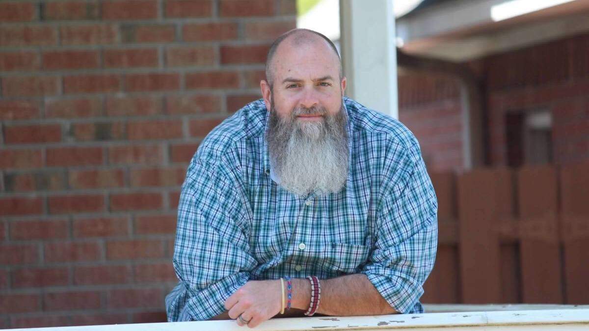 Robert D. Smith taught chemistry and physics at Gautier High School for more than a decade. His students, community and family are mourning his tragic loss.