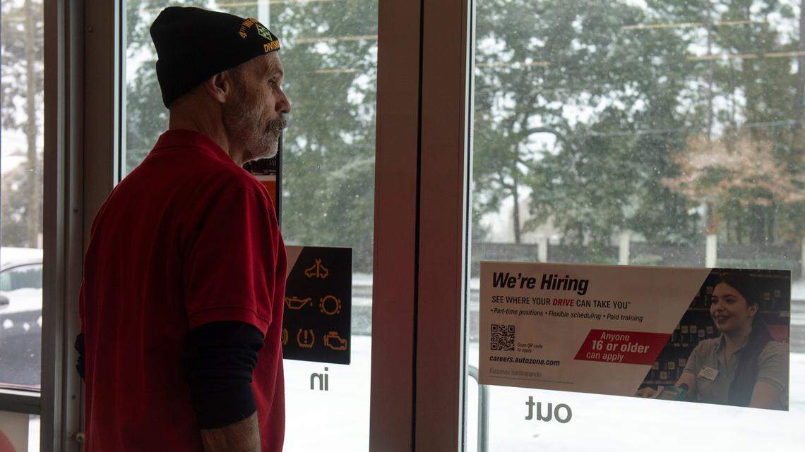 These grocery stores and businesses are closed Tuesday into Wednesday in South MS