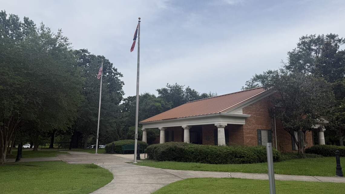 Is sleeping at Mississippi rest centers legal? Here’s what state law says