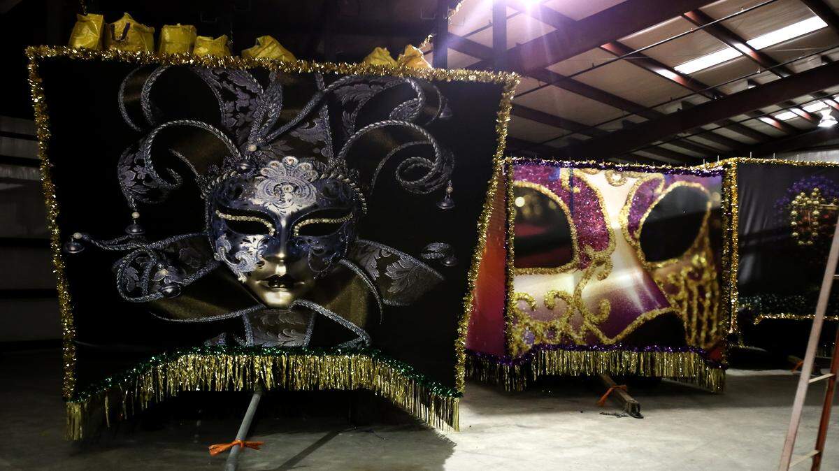 AMANDA McCOY/SUN HERALDFloats wait inside the Gulf Coast Carnival Association's den for Mardi Gras.