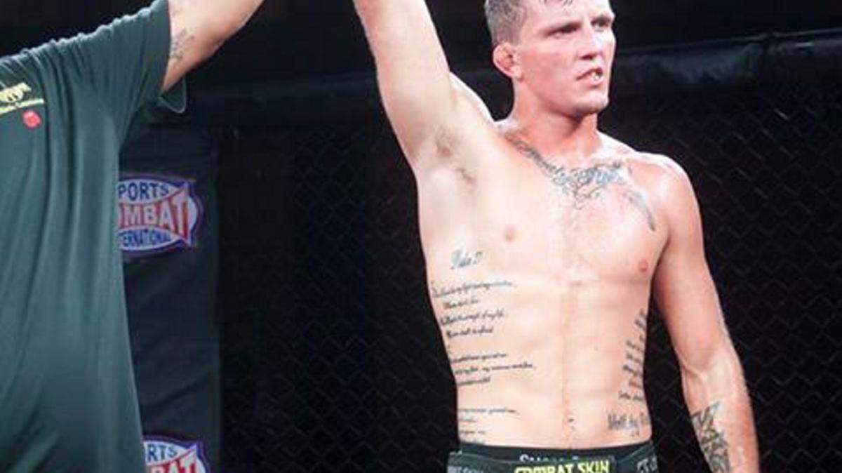 ATLAS FIGHTSJason Knight of Lucedale has signed a contract with Ultimate Fighting Championships.