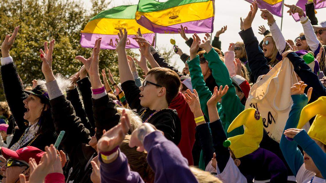 Will Mardi Gras parades roll on the Coast during COVID surge? ‘We can’t live in fear.’